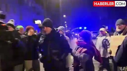 Polonya polisinden Cumhurbaşkanlığı Sarayı'na baskın! Eski bakan ve yardımcısı gözaltına alındı