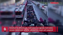 İstanbul'da metrobüs durağında yoğunluk