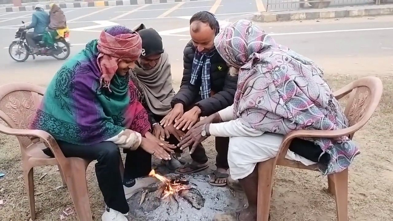 मावठ ने बढ़ाई ठिठुरन, घने कोहरे ने थामी चाल