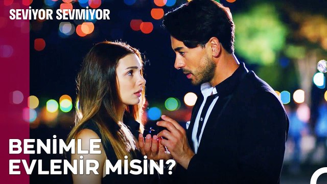Yanlış Kişiye Yanlış Teklif - Seviyor Sevmiyor