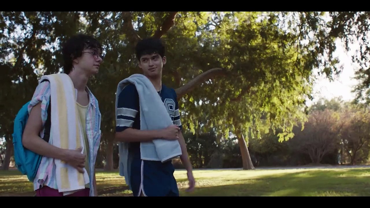 Aristoteles und Dante entdecken die Geheimnisse des Universums Trailer DF