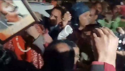 कार रोक सीएम भजनलाल शर्मा ने की कार्यकर्ताओं से मुलाकात, नाम से पुकारा