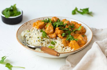 Looking at pictures of curry can act as a painkiller.