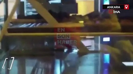 Ankara’da yiyeceklerin arasında gezen fare