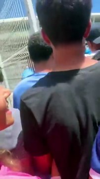 CONFUSÃO! Bahia encerra visita às taças do City duas horas antes e inicia tumulto na fila