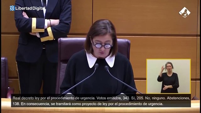 Sánchez salva dos decretos-ley in extremis sometido al chantaje de Junts