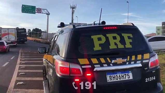 Condutores sem habilitação se envolvem em acidente no Trevo Cataratas