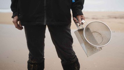 Los 25 días de duro trabajo recogiendo 'pellets'