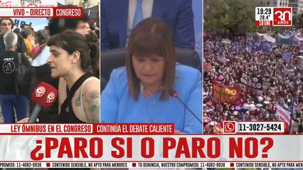 Sigue llegando gente a la manifestación contra el DNU de Milei