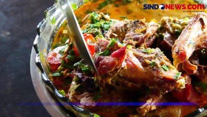 Maknyus! Lezatnya Ayam Asap Kuah Kare Pedas di Kaki Gunung Semeru