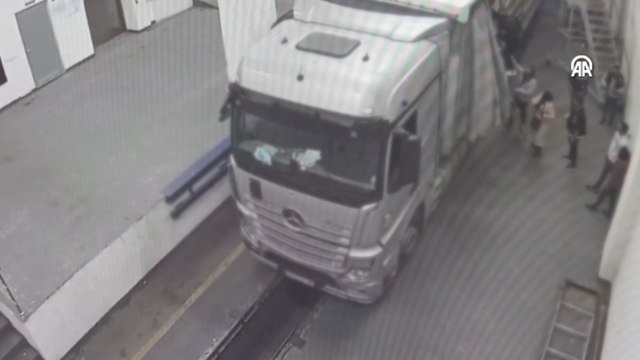 İpsala Gümrük Kapısı'nda 8 düzensiz göçmen yakalandı