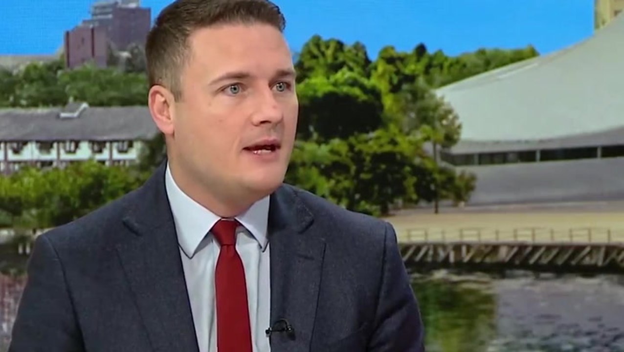 ‘Our children are shorter, fatter, and less happy than kids in other countries’, says Labour MP