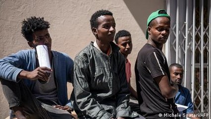 Saudi border guards kill African migrants