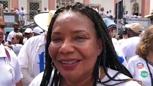 Lavagem do Bonfim: Margareth Menezes tira farda de ministra e evita falar de política durante cortejo