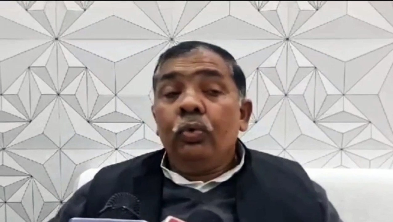 भगवान राम में मेरी आस्‍था नहीं, जगद्गुरु रामभद्...