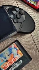 La Master System et la Mega Drive font leur grand retour en console portable avec le Mega 95 !