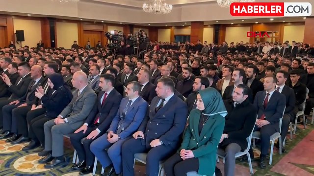 Ülkü Ocakları İstanbul İl Başkanlığı, Murat Kurum'a destek için basın toplantısı düzenledi