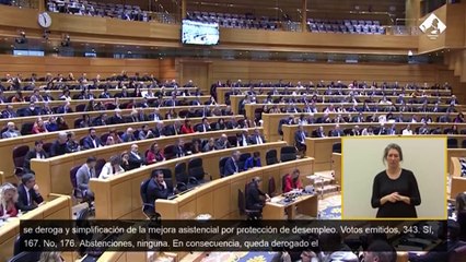 Díaz convocará a agentes sociales "de inmediato" para la reforma del subsidio de desempleo