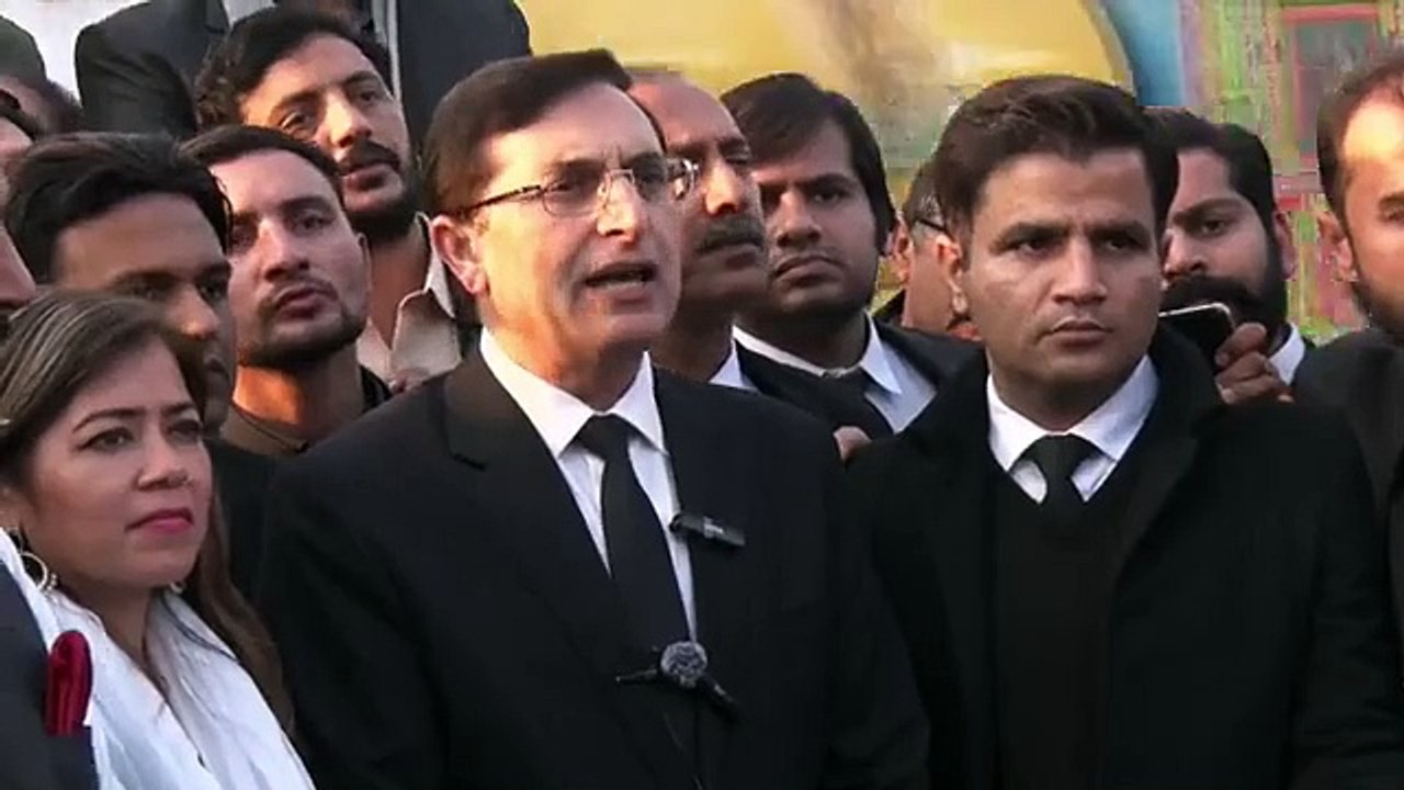 الیکشن کمیشن کی ذمہ داری ہے صاف الیکشن کرواۓ | It is the responsibility of the Election Commission to make the election clean and transparent... We respect the order of the court... Our candidates should not be deprived of the symbol of the bat... Barrist