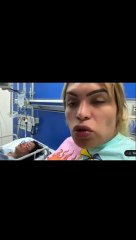 ¡Wendy Guevera en el hospital apoyando a su amiga Paola Suárez!