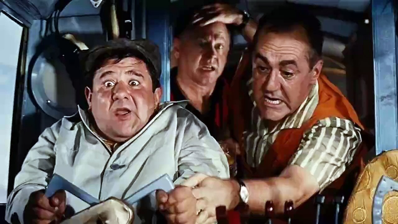 Un monde fou, fou, fou, fou Bande-annonce (RU)