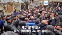 Blaue Farbe auf Ikone mit Stalin sorgt für wütende Proteste in Georgien