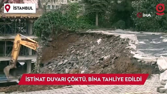 Üsküdar'da istinat duvarı çöktü, bir apartman tahliye edildi