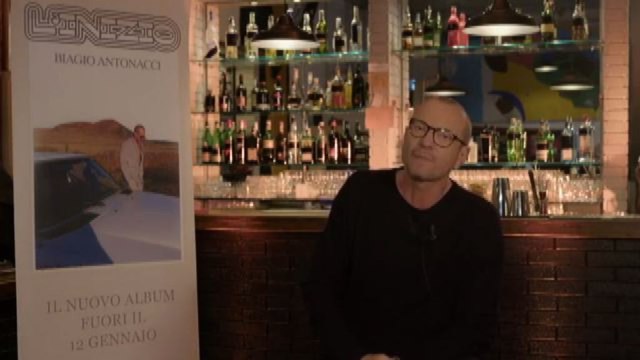 Biagio Antonacci torna con l'album L'Inizio : forse il titolo sbagliato