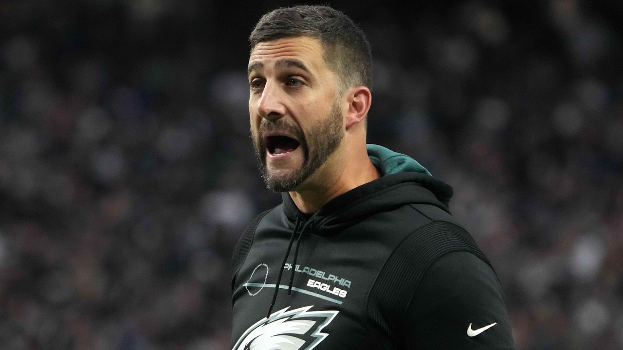 Eagles vs. Buccaneers: Monday Night Football Clash in Tampa