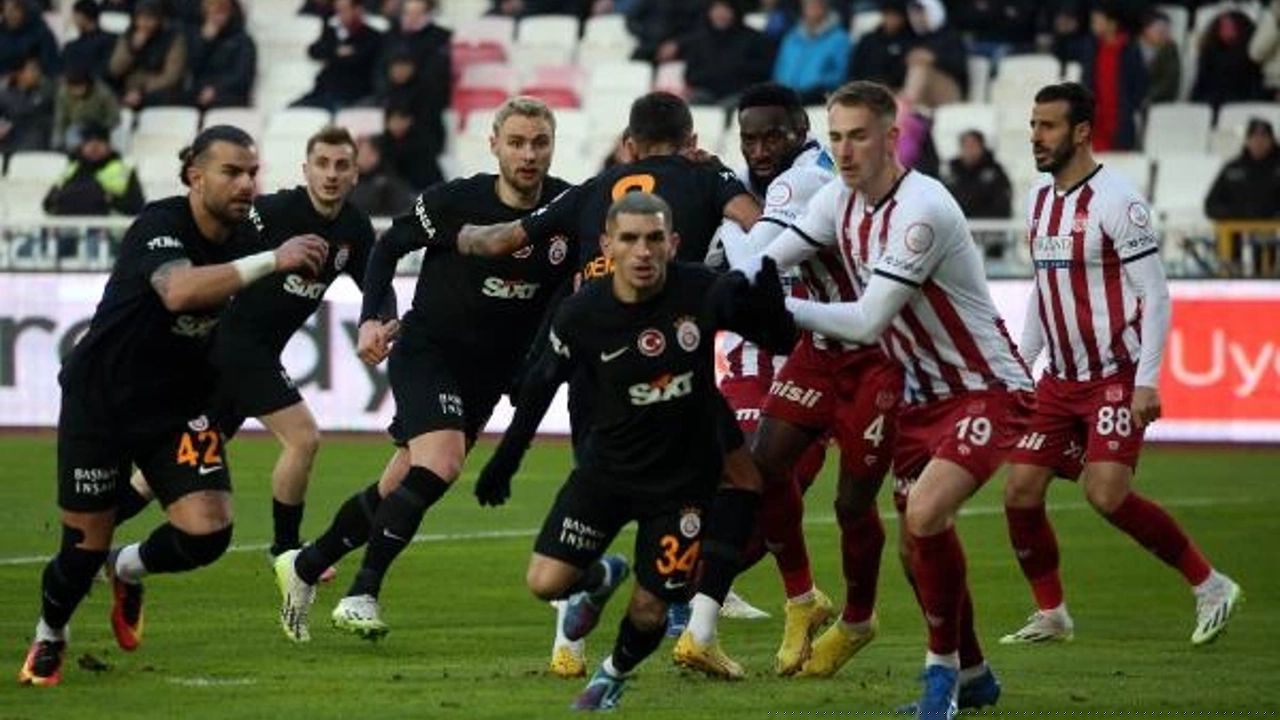 SüperLig - Turkish League - Sivasspor  1 vs 1 Galatasaray