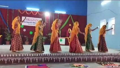 वेदिक कन्या महाविद्यालय में हुआ अंतरमहाविद्यालय फेस्ट, सिंगर अक्षरा के गानों पर जमकर झूमे स्टूडेंट्स