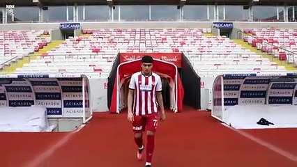 Yunus Emre Konak, Brentford'a transfer oldu
