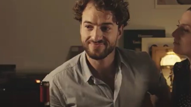 Voici - Plus belle la vie : qui est Iňaki Lartigue, l’interprète du cousin de Gabriel Riva dans le feuilleton ?