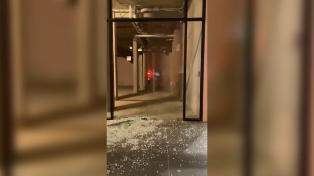 ext-Balean carro de lujo y torre de apartamentos en Rohrmoser-110124