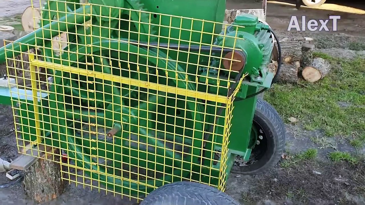 Fastest & Biggest Firewood Processor Log Splitter Equipment Working, Modern Wood Cutting Machine