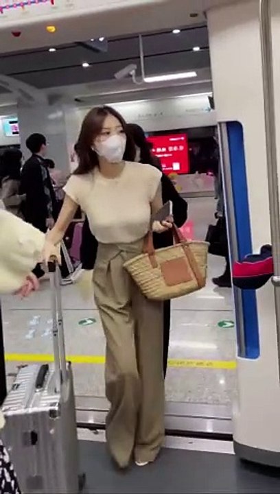 Girls Influencer  (34)