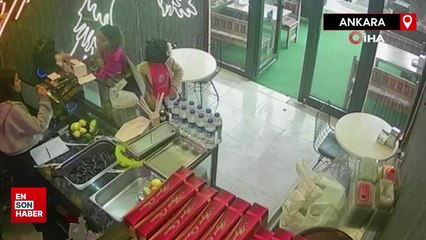 Ankara’da girdikleri dükkandan 200 adet midye çaldılar