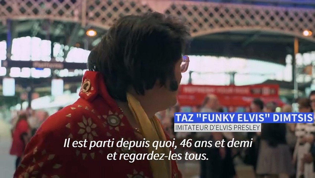 Bananes et rouflaquettes à bord du train spécial Elvis en Australie