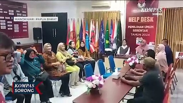 Puluhan Istri TNI Kodam XVIII/ Kasuari Daftar Pindah Memilih ke KPU Manokwari