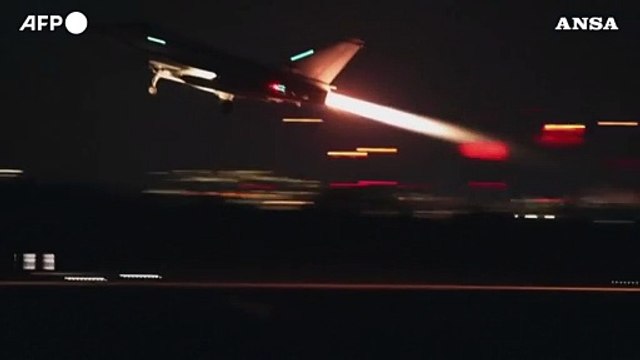 Yemen: Raid Usa e Gran Bretagna contro postazioni Houthi