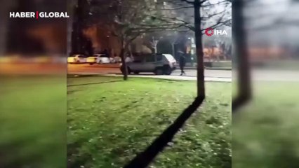 ''Nerde bu benim diyen abiler'' dedi ateş yağmuruna tuttu