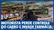 Motorista perde controle de carro e invade farmácia no bairro Serra, em BH