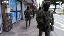 Ecuador, le forze armate pattugliano strade e quartieri della capitale Quito