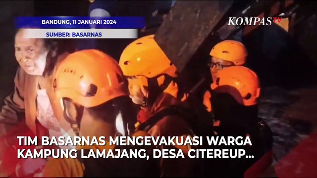 Momen Evakuasi Korban Banjir Bandung Imbas Tanggul Sungai Cikapundung Jebol