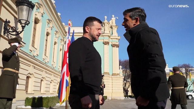 زيارة مفاجئة لأوكرانيا.. ريشي سوناك يتعهد بتقديم مساعدات عسكرية بقيمة 2.9 مليار يورو