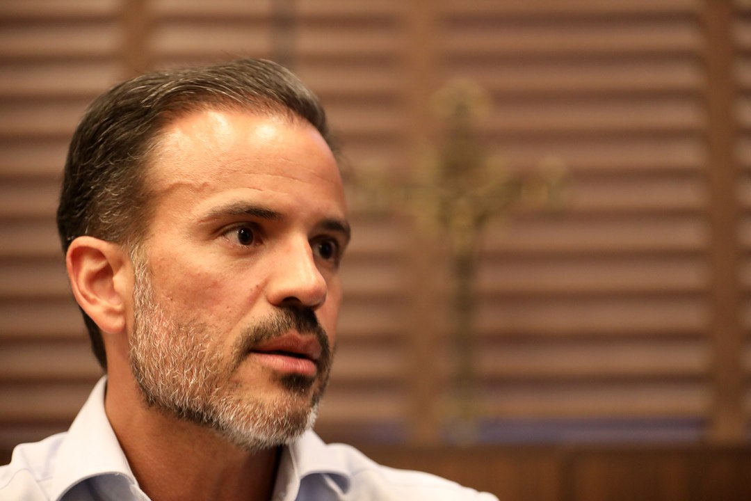 entrevista filipe Mello, filho do governador de...