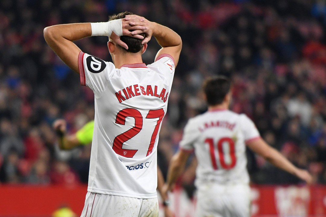 Pitos y desesperación en el Ramón Sánchez-Pizjuán