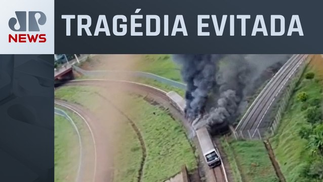 Vagão de metrô pega fogo no Distrito Federal e passageiros escapam ilesos