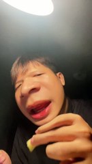 Múp banggg cóc chấm mắm đường