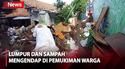 Kondisi setelah Banjir Bandung, Material Lumpur dan Sampah Masih Mengendap di Pemukiman